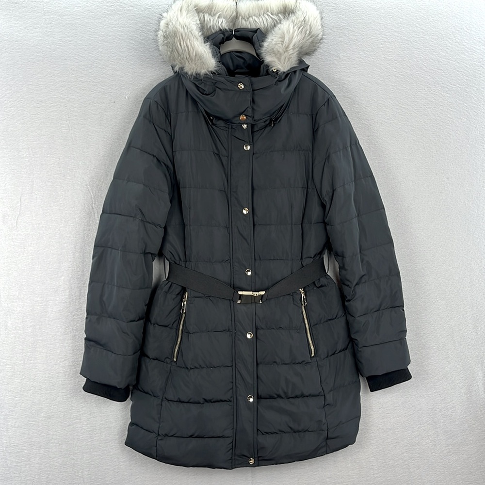 ZARA - women’s Faux fur hooded down jacket belted full zip up black coat size S